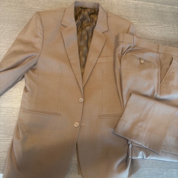Men's suit - tan - custom made - 39R - $70 - Picture 3 of 8